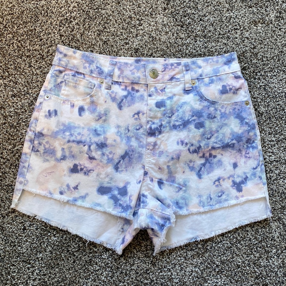 Light Wash Tye Dye Denim Shorts